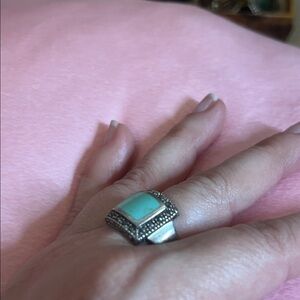 08# Elegant Silver and Turquoise Ring 925